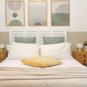 https://opera-inn-suites-bb-and-apartments.it-romehotels.com
