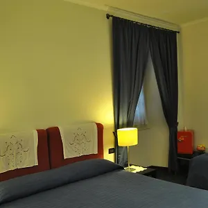 https://residenza-cola-di-rienzo-suite-in-rome.it-romehotels.com