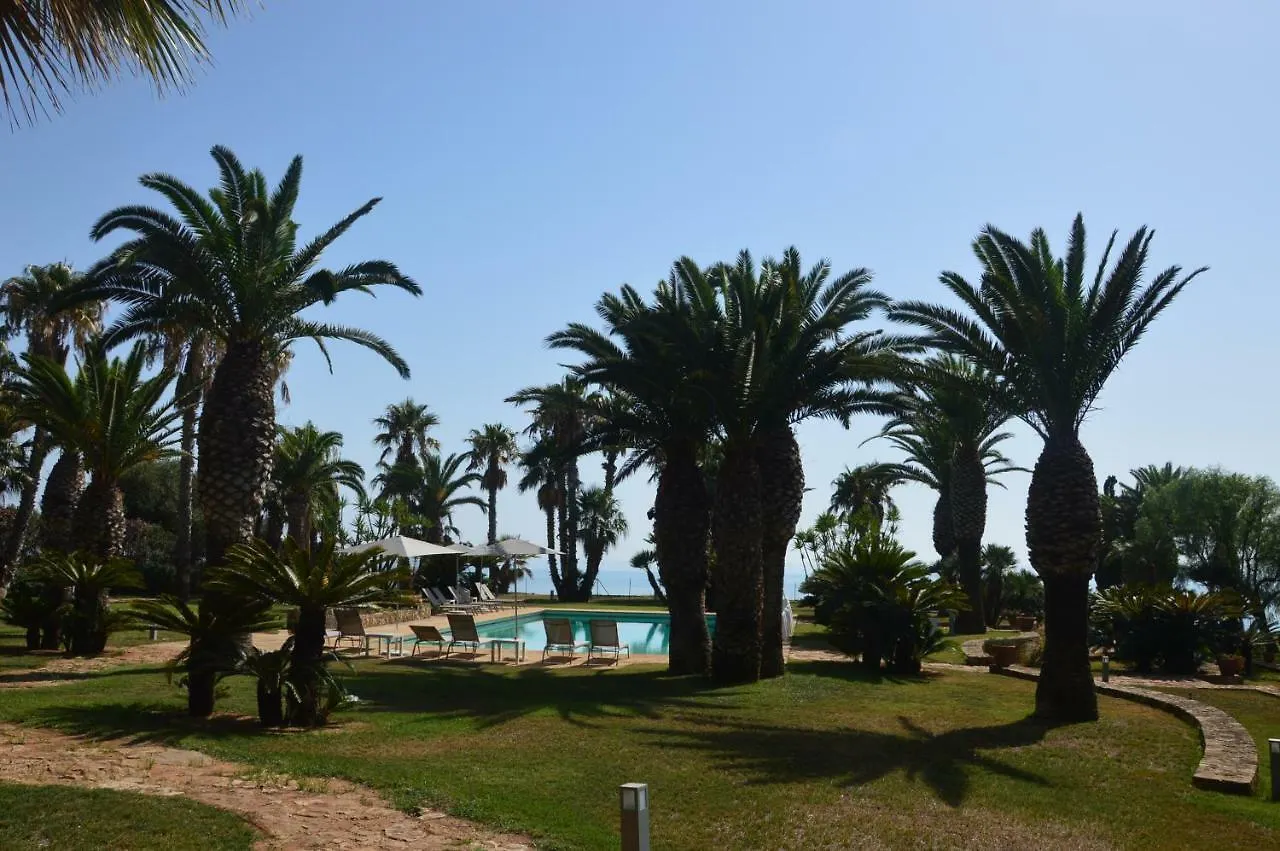 Casa Realia Bed & Breakfast Agrigento 3*,  Italy
